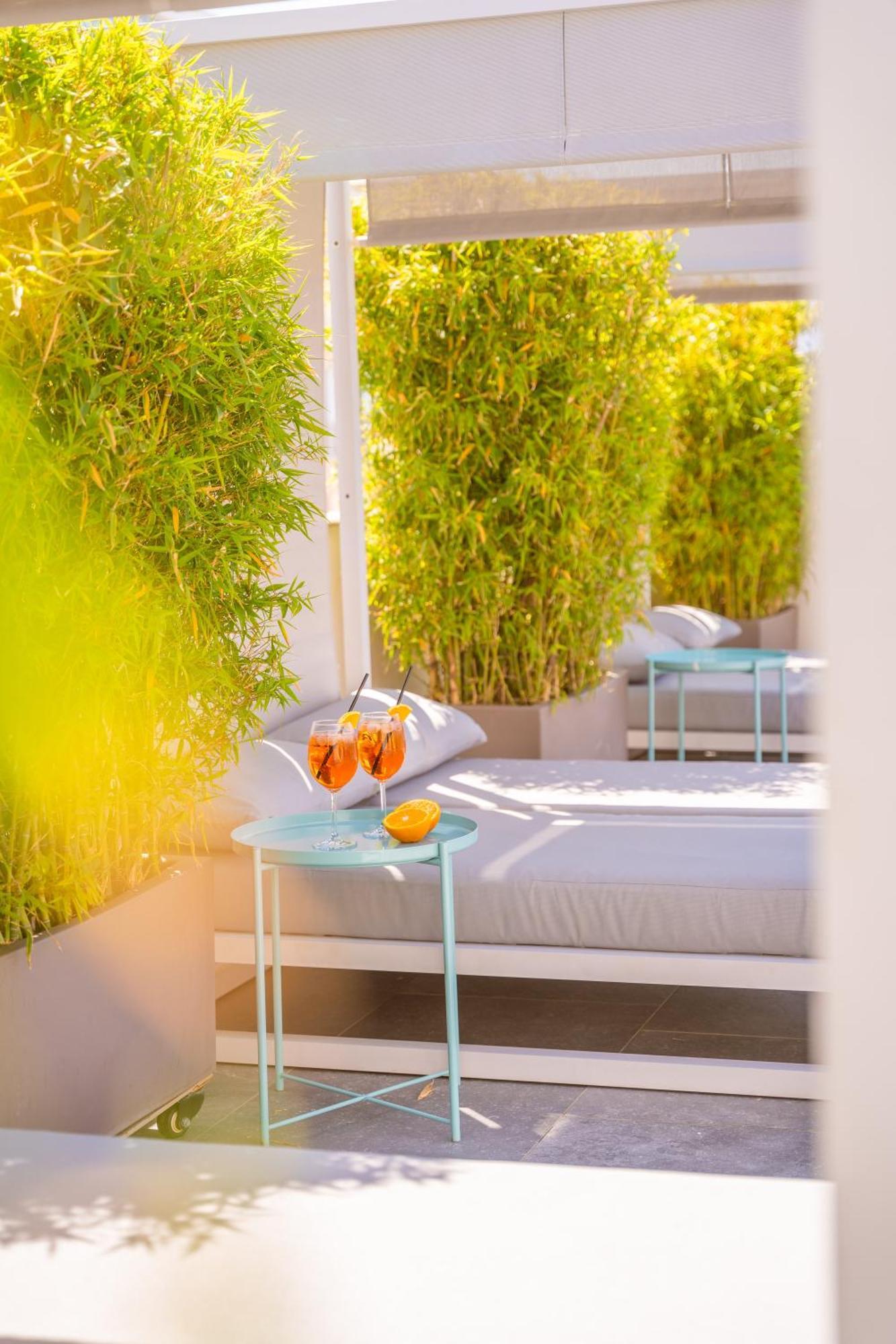 סרנדה Glow Boutique Hotel & Suites מראה חיצוני תמונה