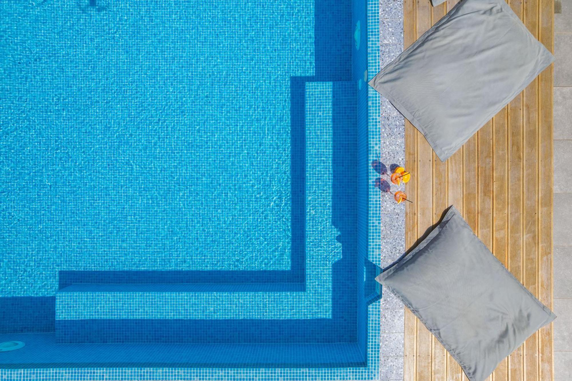 סרנדה Glow Boutique Hotel & Suites מראה חיצוני תמונה